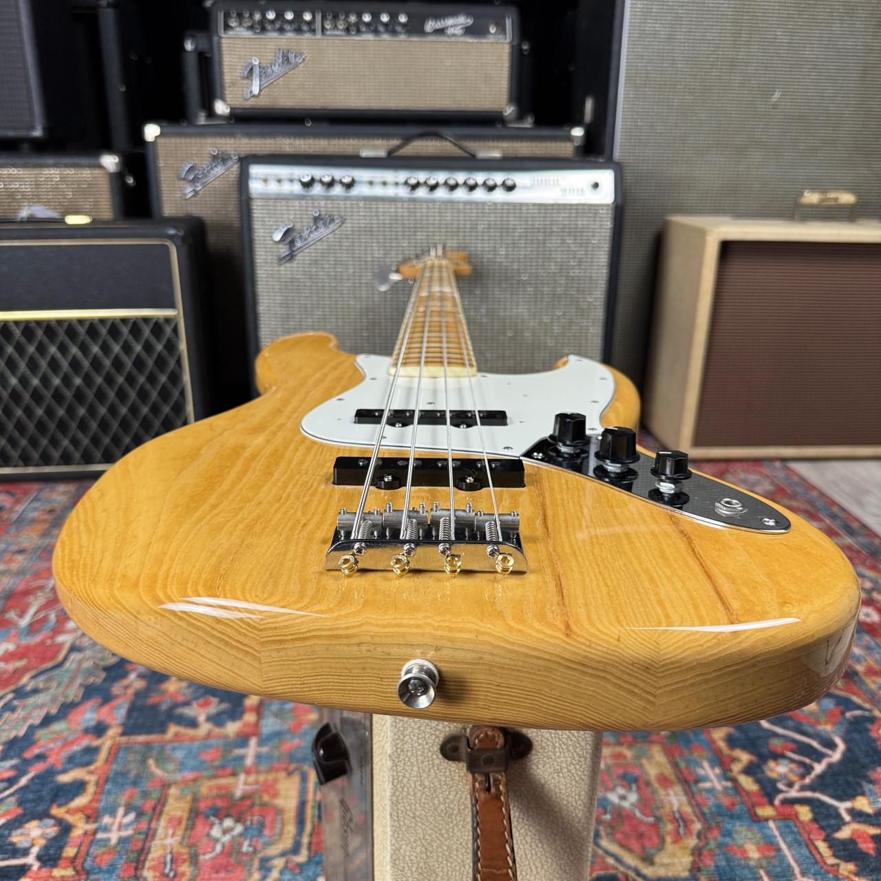 1999 Fender Vintage Collection '75 Jazz Bass Reissue JB75-90US