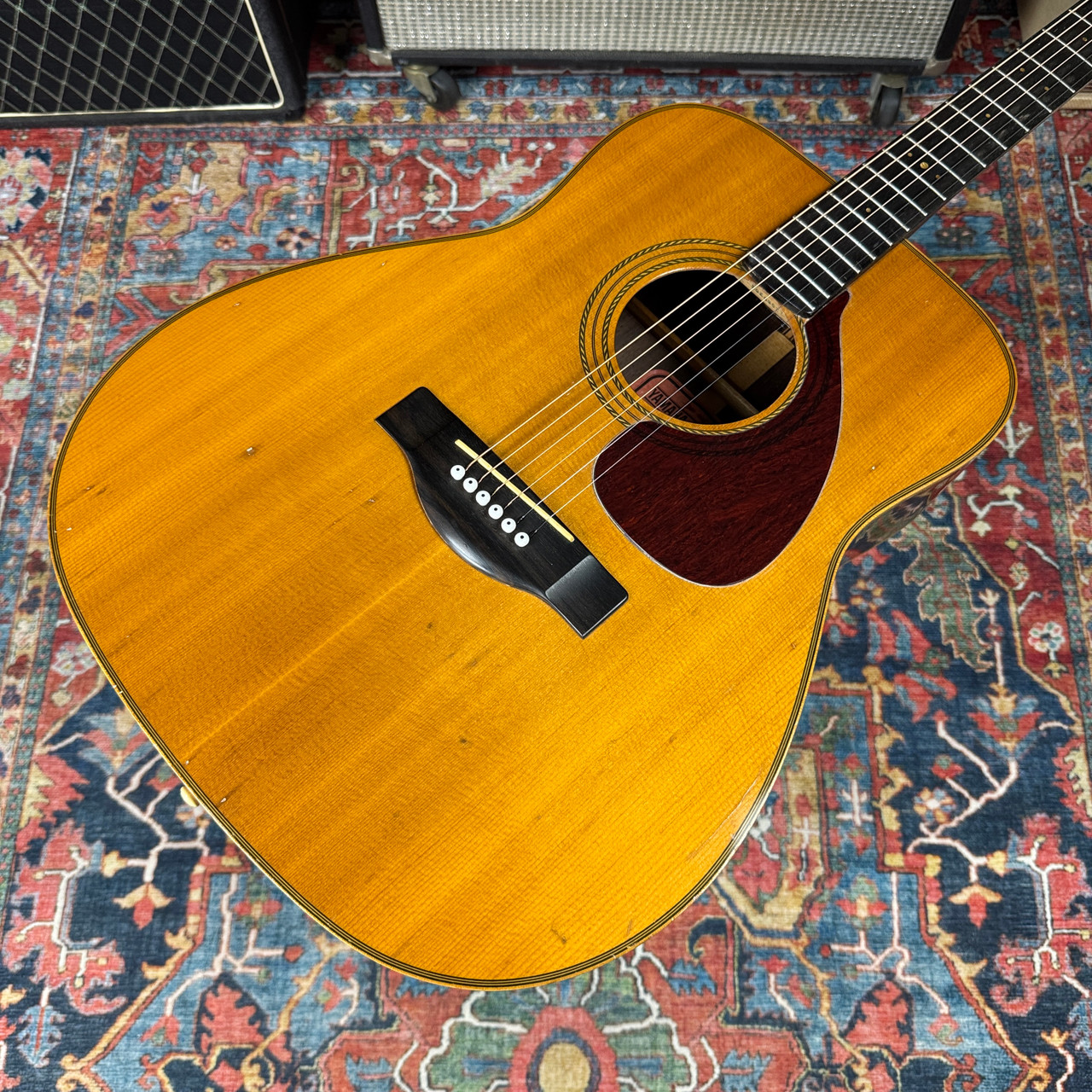 Video* Yamaha FG500 Red Label Dreadnought Made in Japan - 1972