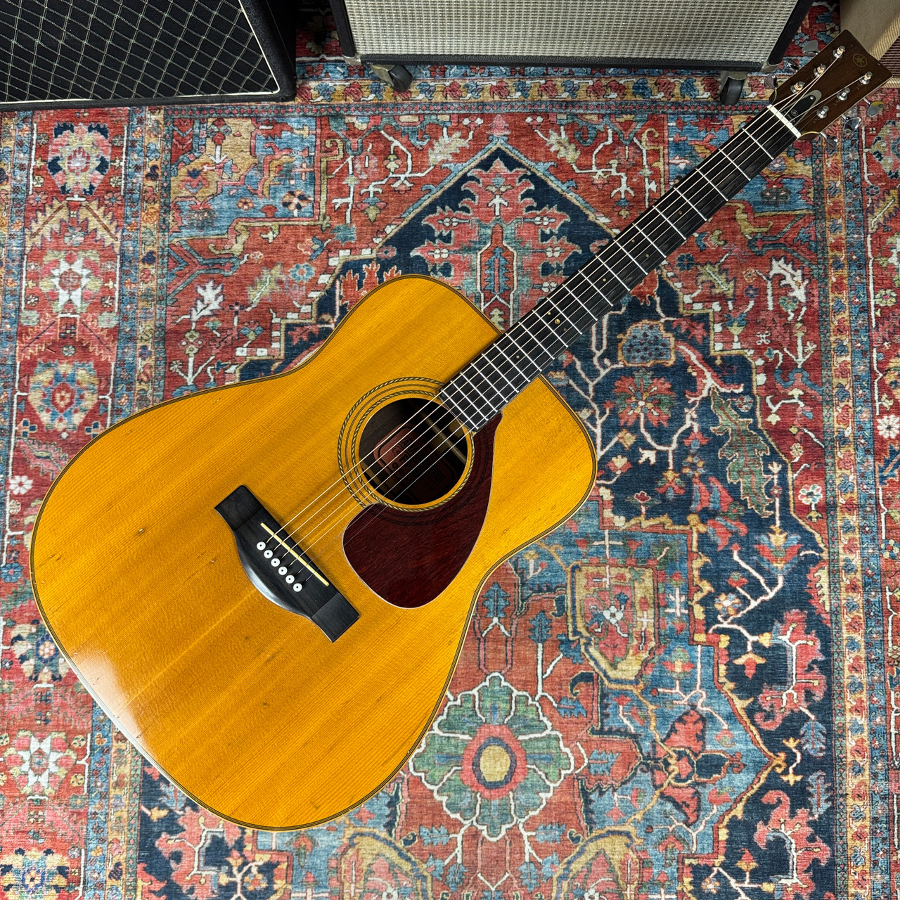 Video* Yamaha FG500 Red Label Dreadnought Made in Japan - 1972