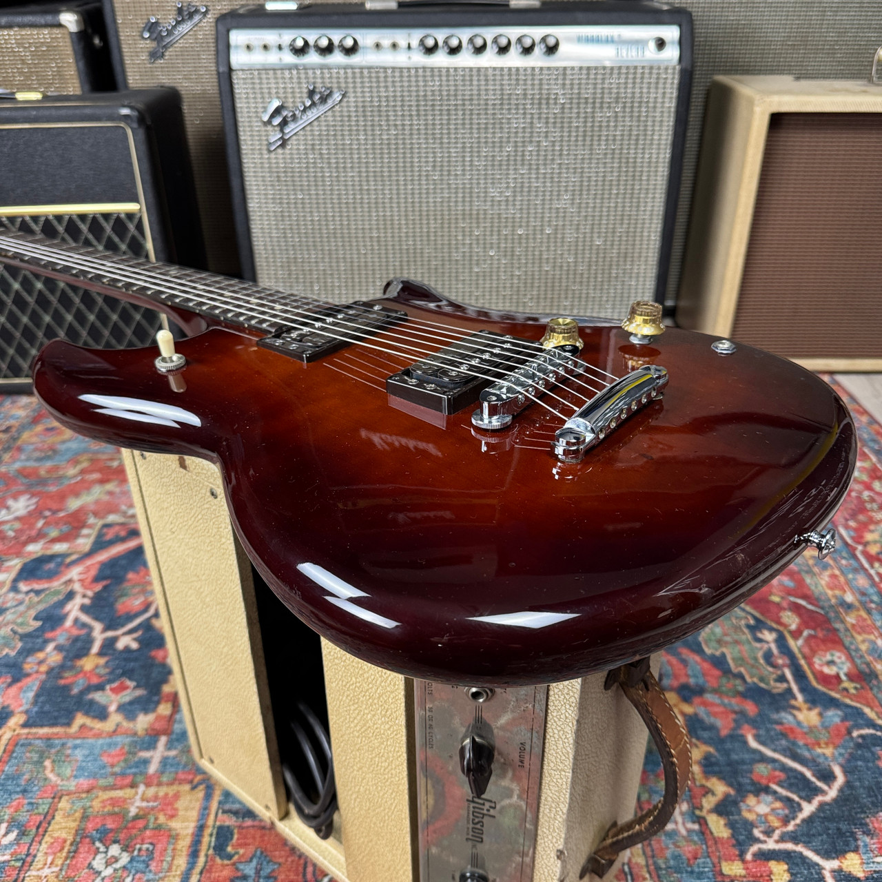 Yamaha Super Flighter Model SF5000 1981 Set Neck - Violin Burst
