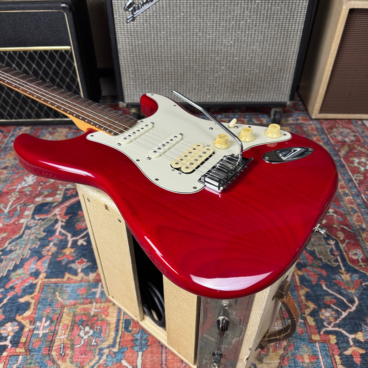 1998 Fender American Deluxe HSS Stratocaster w/Roller Nut & HSC