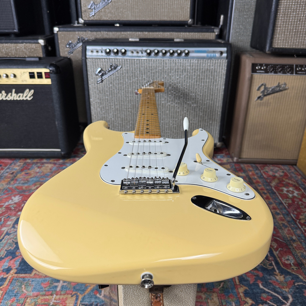 1972 Fender Stratocaster Reissue Model ST72-58US Vintage White 99