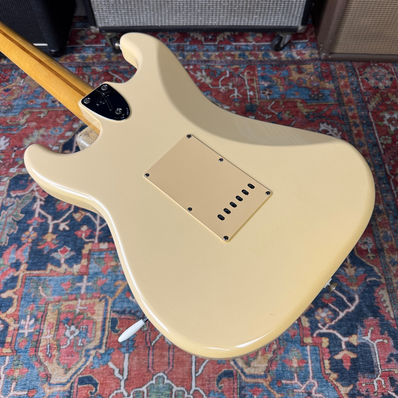 1972 Fender Stratocaster Reissue Model ST72-58US Vintage White 99
