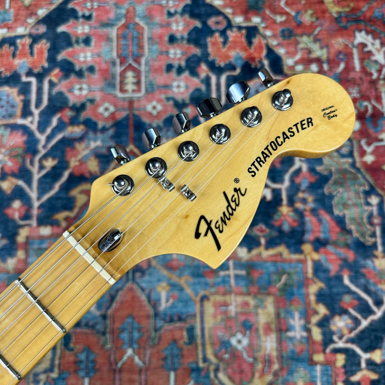 1972 Fender Stratocaster Reissue Model ST72-58US Vintage White 99
