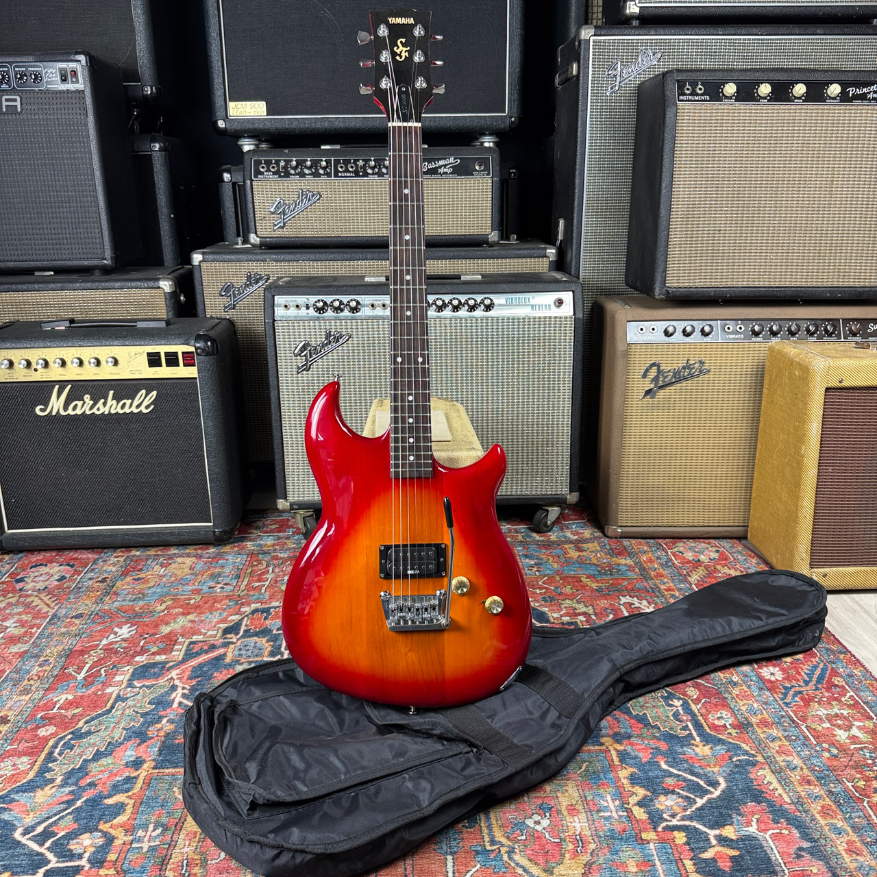 Yamaha Super Flighter model SF3000 Sunburst MOD IBZ USA Humbucker