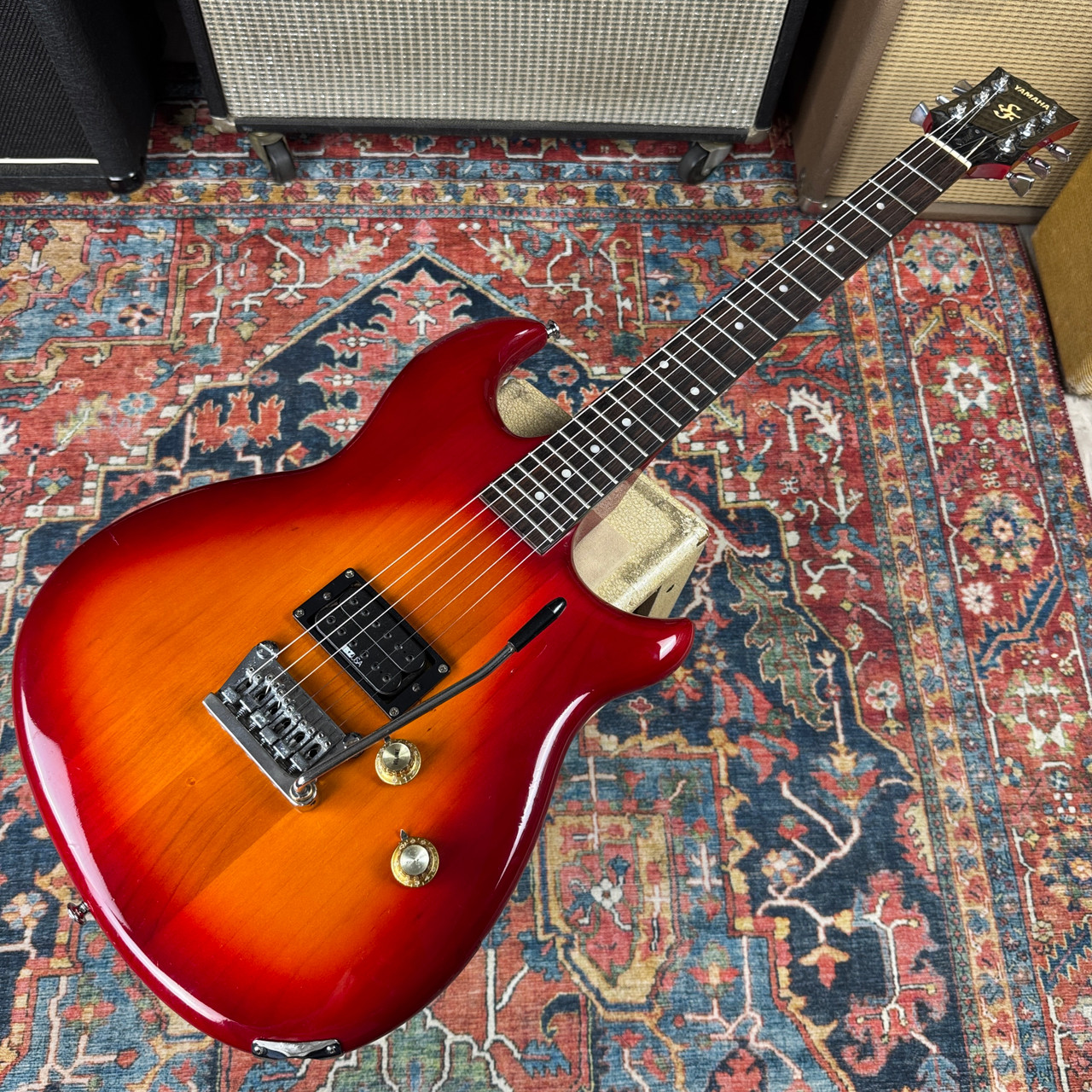Yamaha Super Flighter model SF3000 Sunburst MOD IBZ USA Humbucker