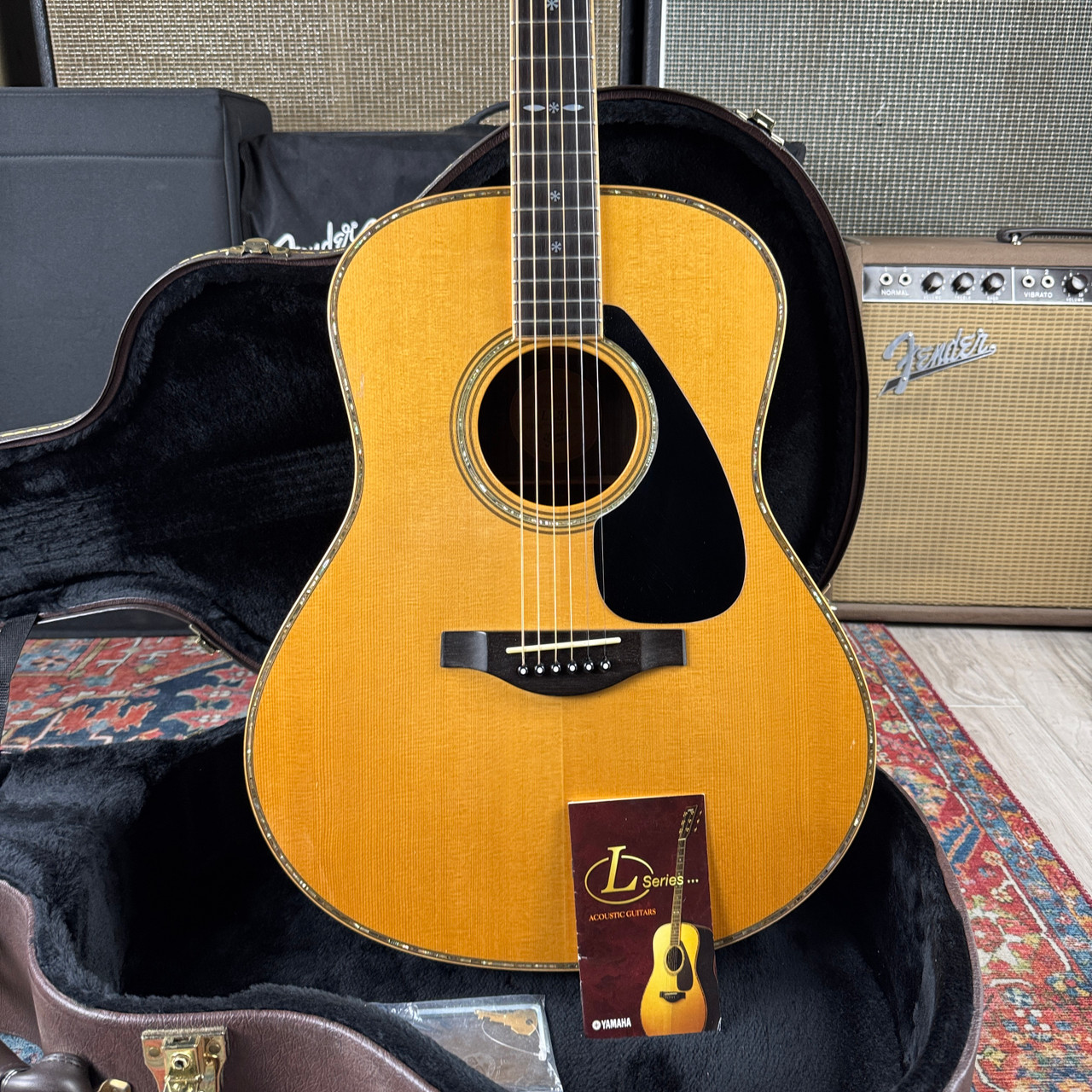 Video* Yamaha LL36 All Solid Wood Lacquer Finish w/OHSC - 2005