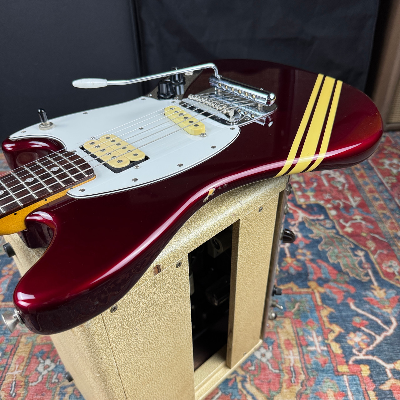 Fender Competition Mustang Reissue Model MG69 Alder DiMarzio MOD