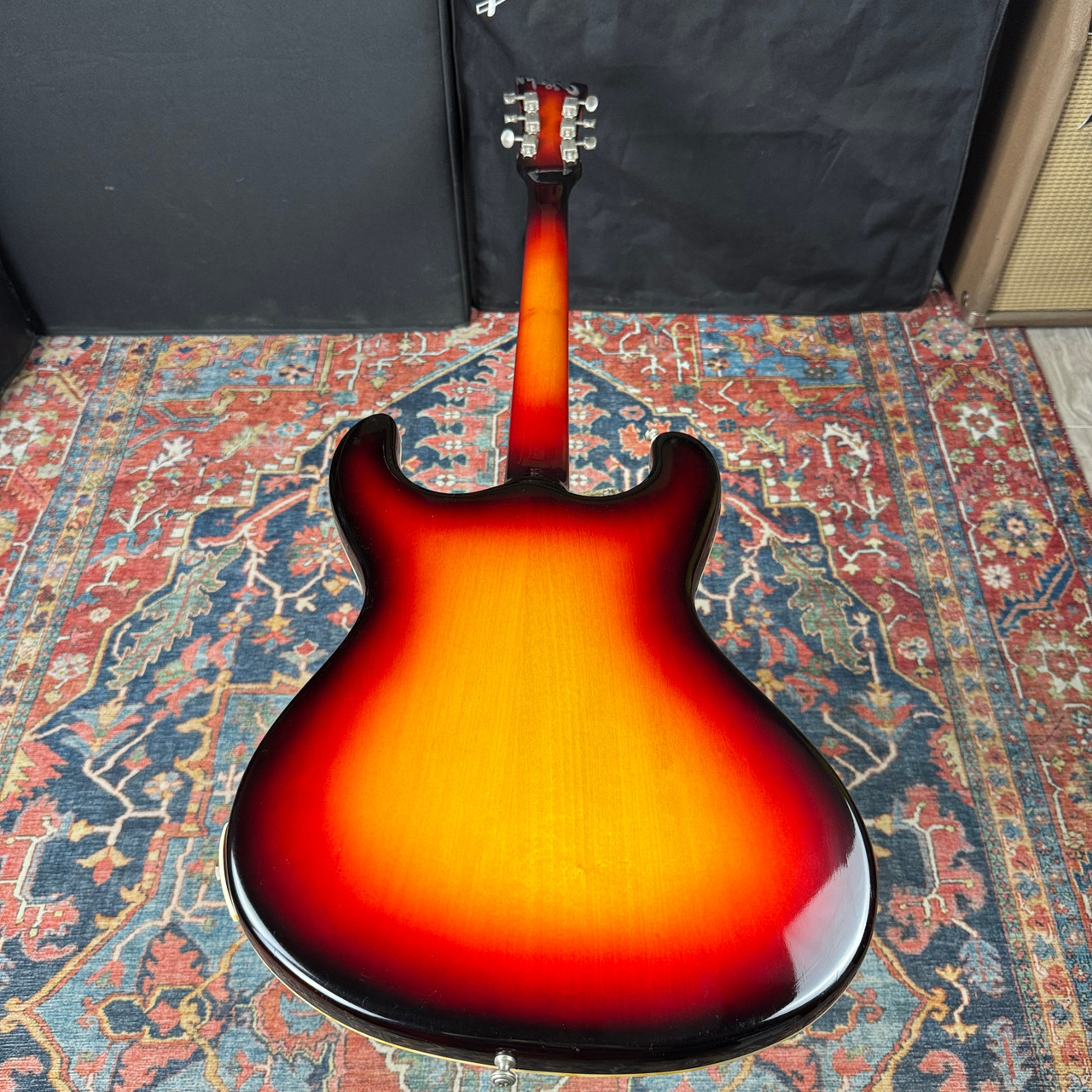 VIDEO* Mosrite USA '63 Sidejack 