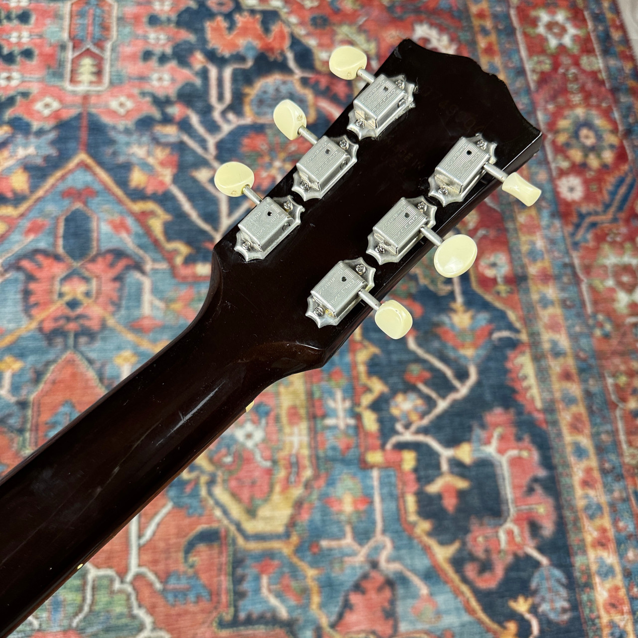 Gibson J-45 Early Model w/50's Specs 2 Tone Sunburst - 1999