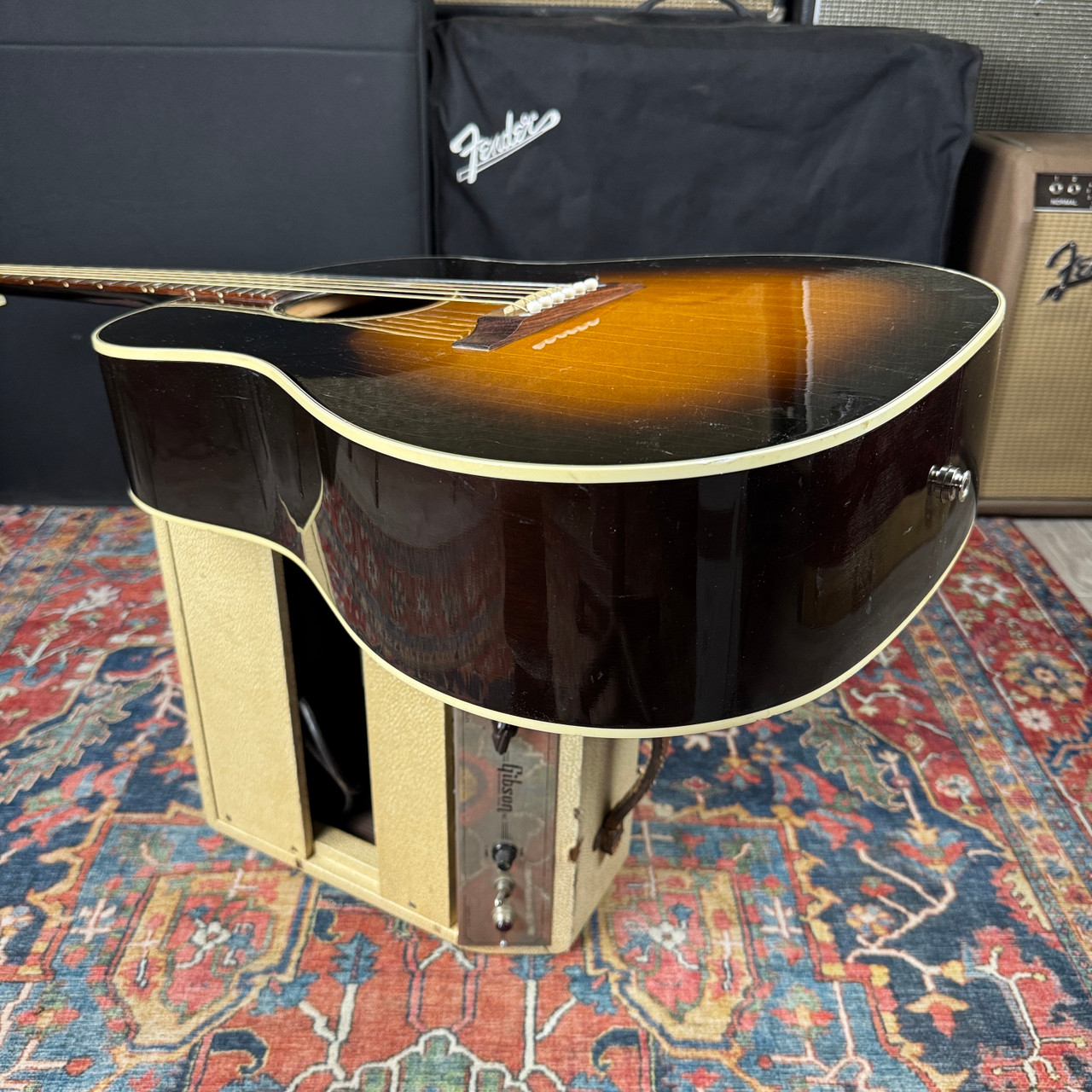 Gibson J-45 Early Model w/50's Specs 2 Tone Sunburst - 1999