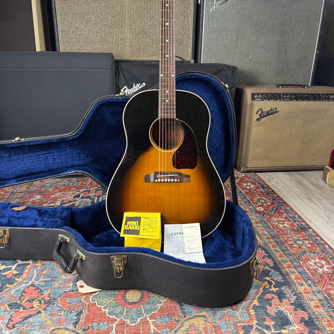 Gibson J-45 Early Model w/50's Specs 2 Tone Sunburst - 1999