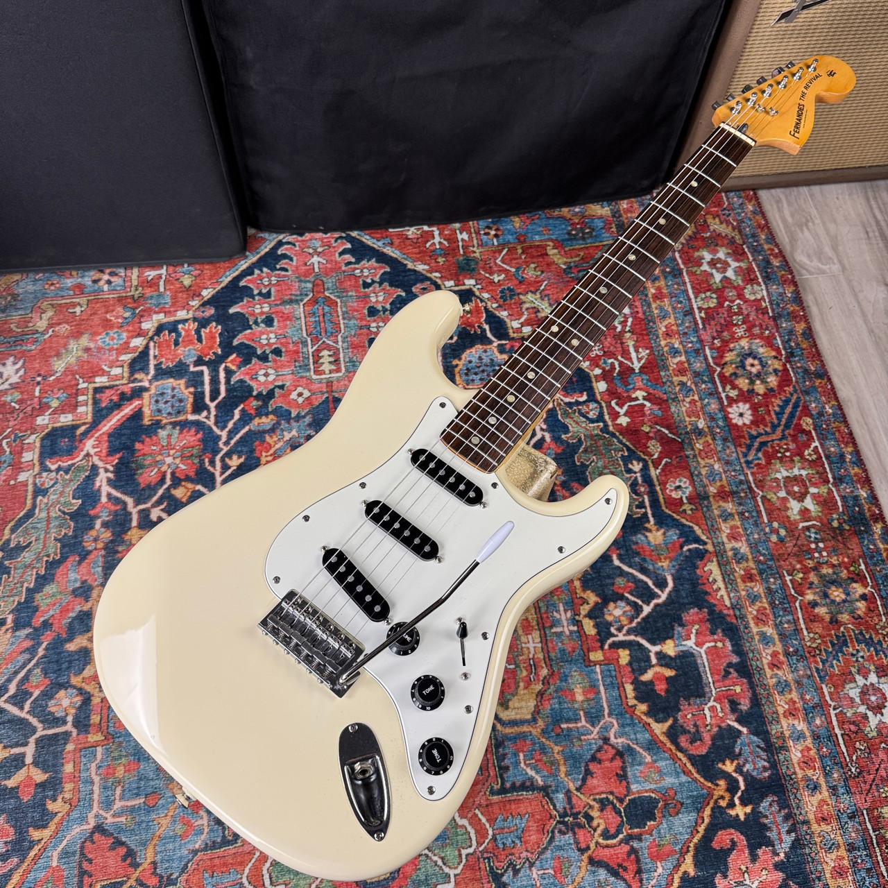 FERNANDES revival ストラト　RST やや難あり Fernandes Revival Series '76 Stratocaster RST50-W Olympic White