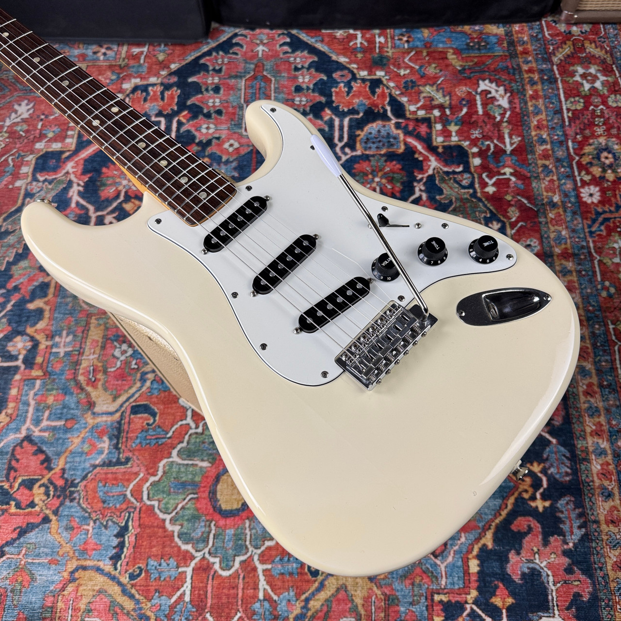 Fernandes Revival Series '76 Stratocaster RST50-W Olympic White
