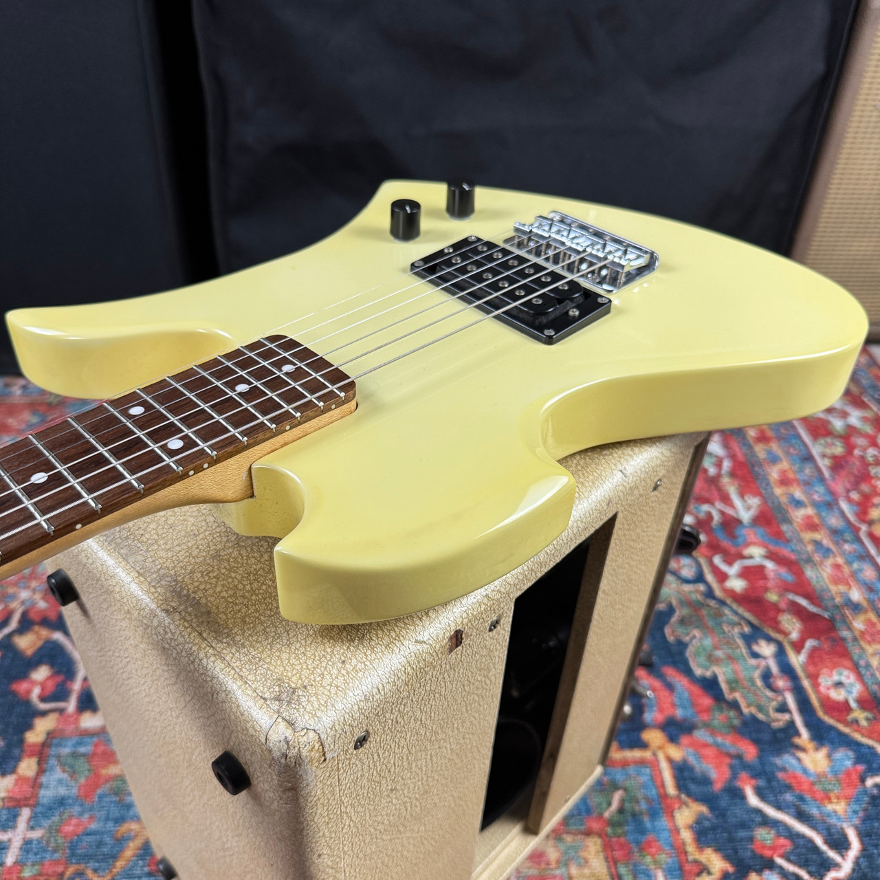 BC Rich Mockingbird MG Mini Vintage White - 1990's