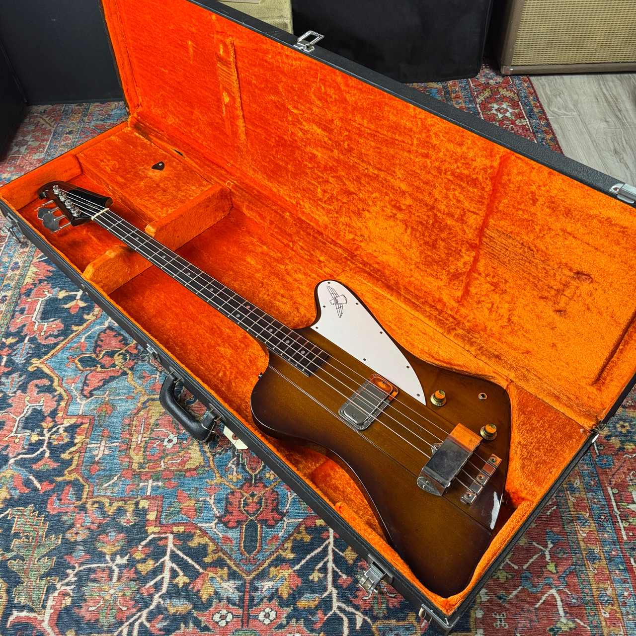 Greco Thunderbird Bass Model TB-900 w/Tags and OHSC Tobacco