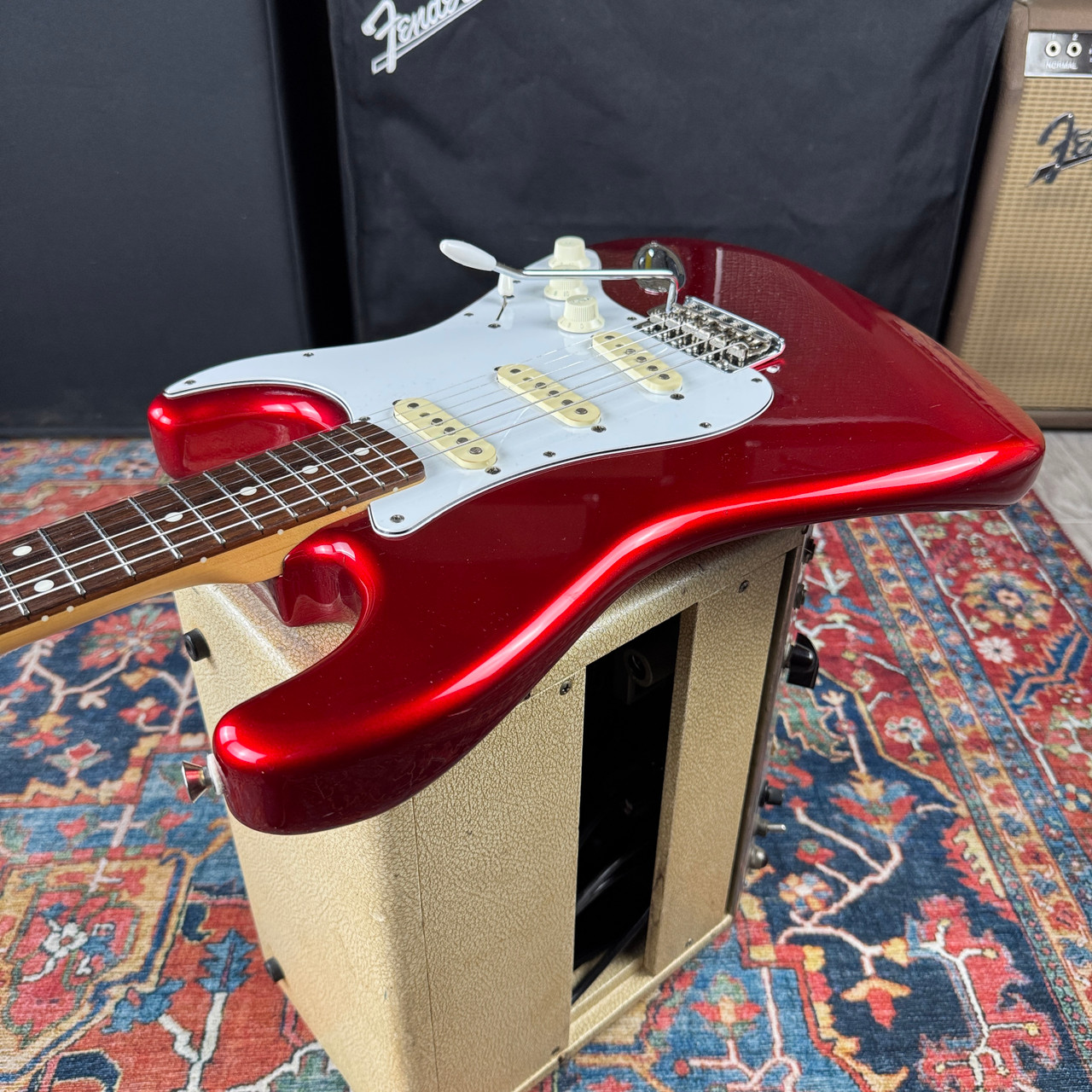 Fender Japan Stratocaster Standard Model STD-STD CAR - 2012