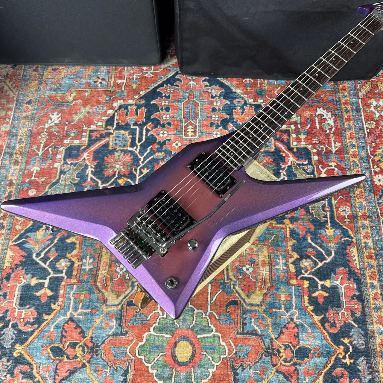 84年製 Greco TUSK GTV-60 パープル フライングV 84年製 Greco TUSK GTV-60 パープル フライングV 1984 Greco Japan GTV