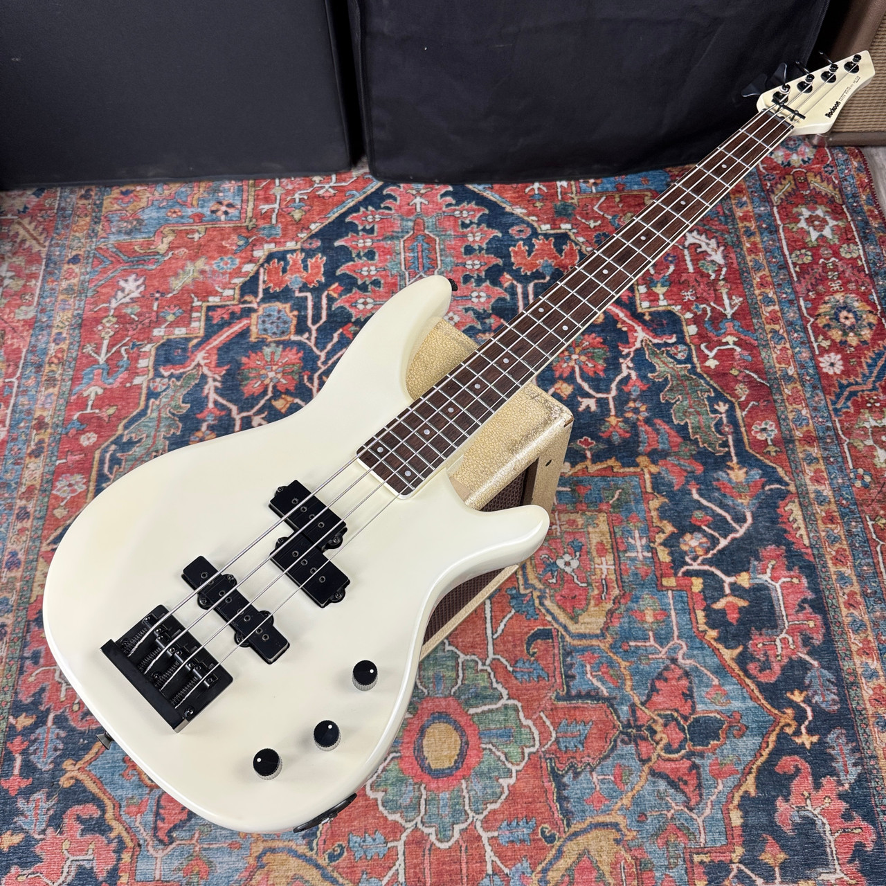 Rockoon Super Material by Kawai Short Scale Bass Made in Japan - 1990
