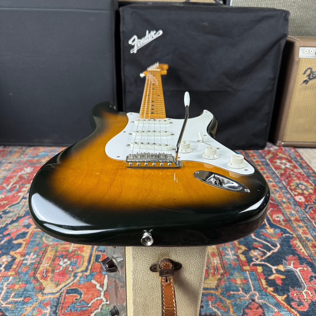 Fender Vintage Collection Stratocaster ST54-115 Alder Lacquer Body