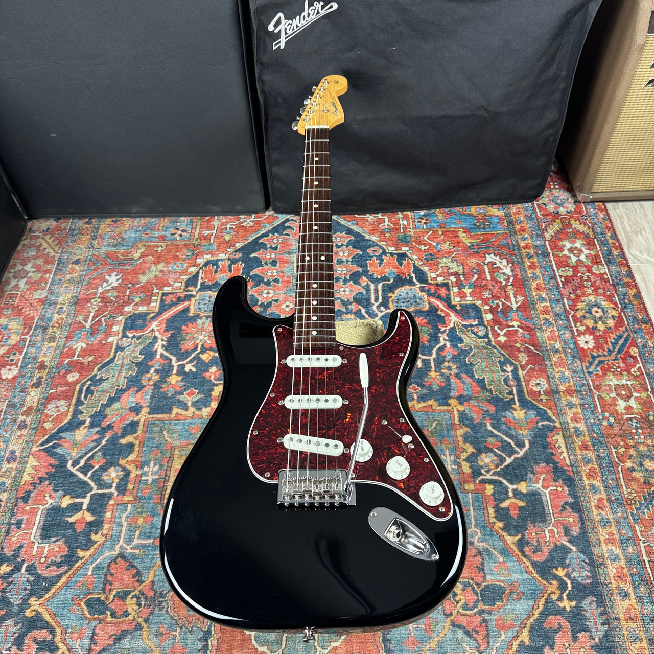 Fender Hybrid II 60's Stratocaster Black w/Tortoise Guard Alder - 2022