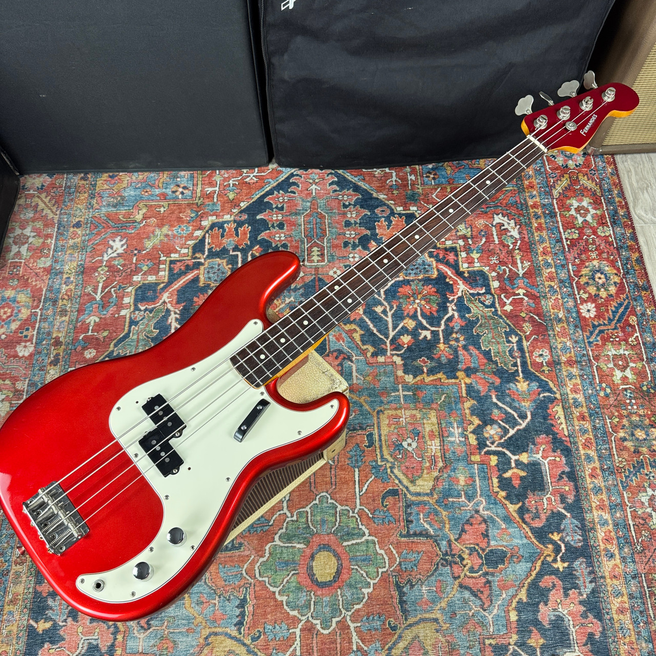 Fernandes Revival Bass RPB-50 Matching Headstock Candy Apple Red