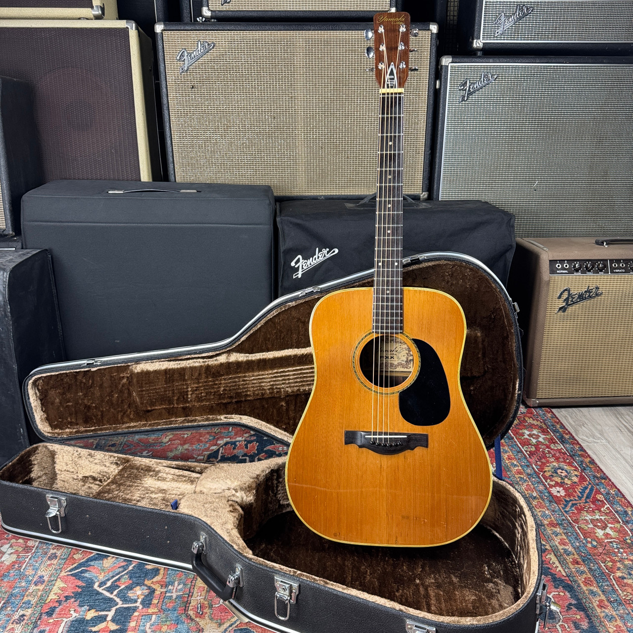 Video* Yamaki Custom Folk No 125 Dreadnought w/Vintage Hard Shell