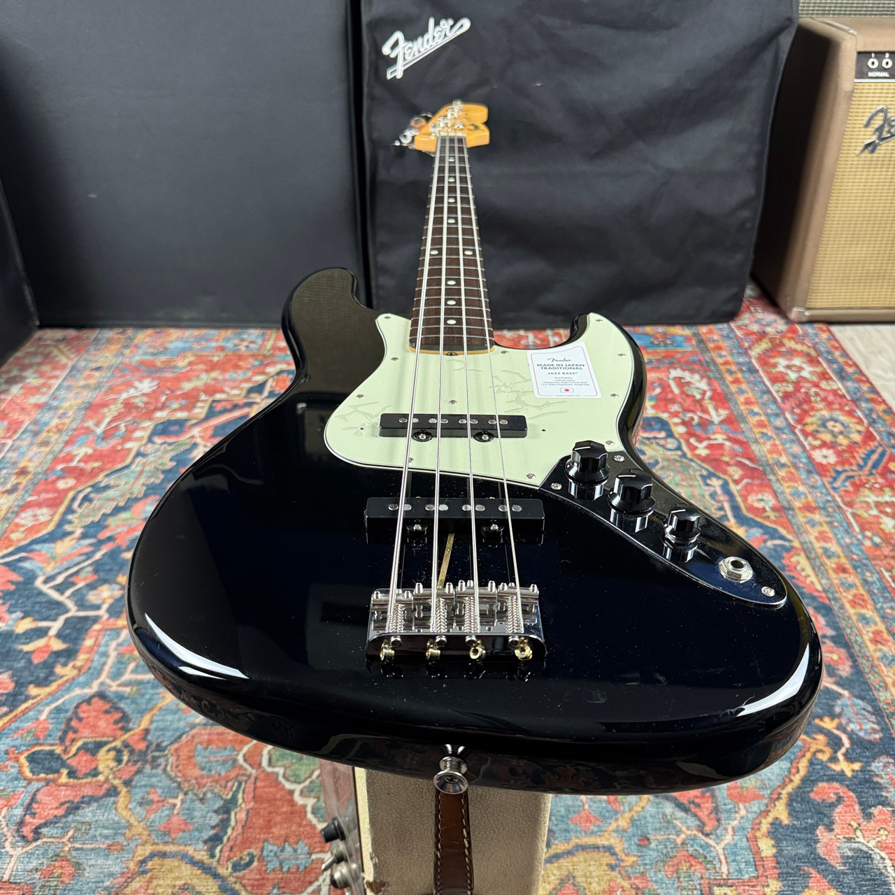 Fender Traditional II 60s Jazz Bass Tuxedo - 2024
