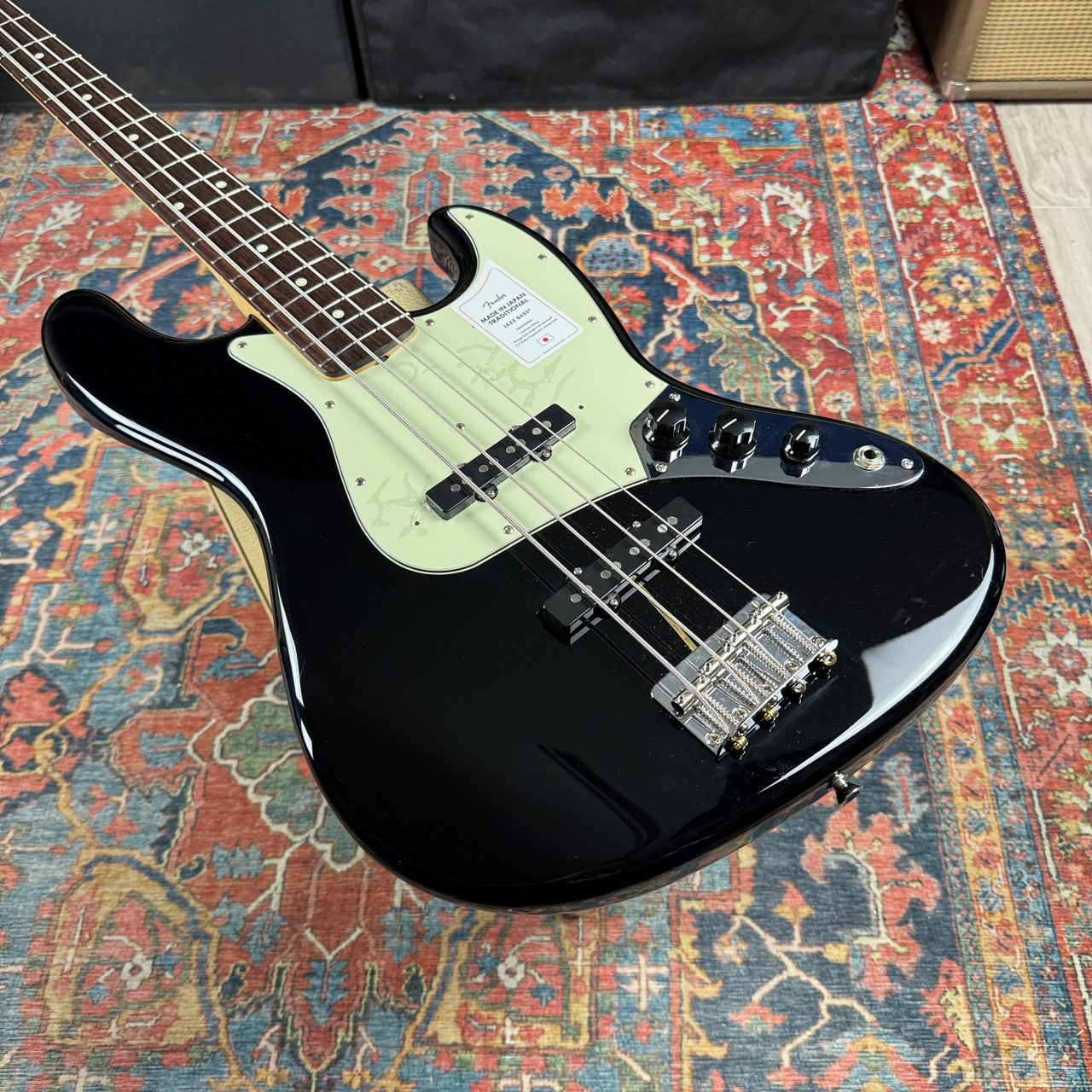 Fender Traditional II 60s Jazz Bass Tuxedo - 2024