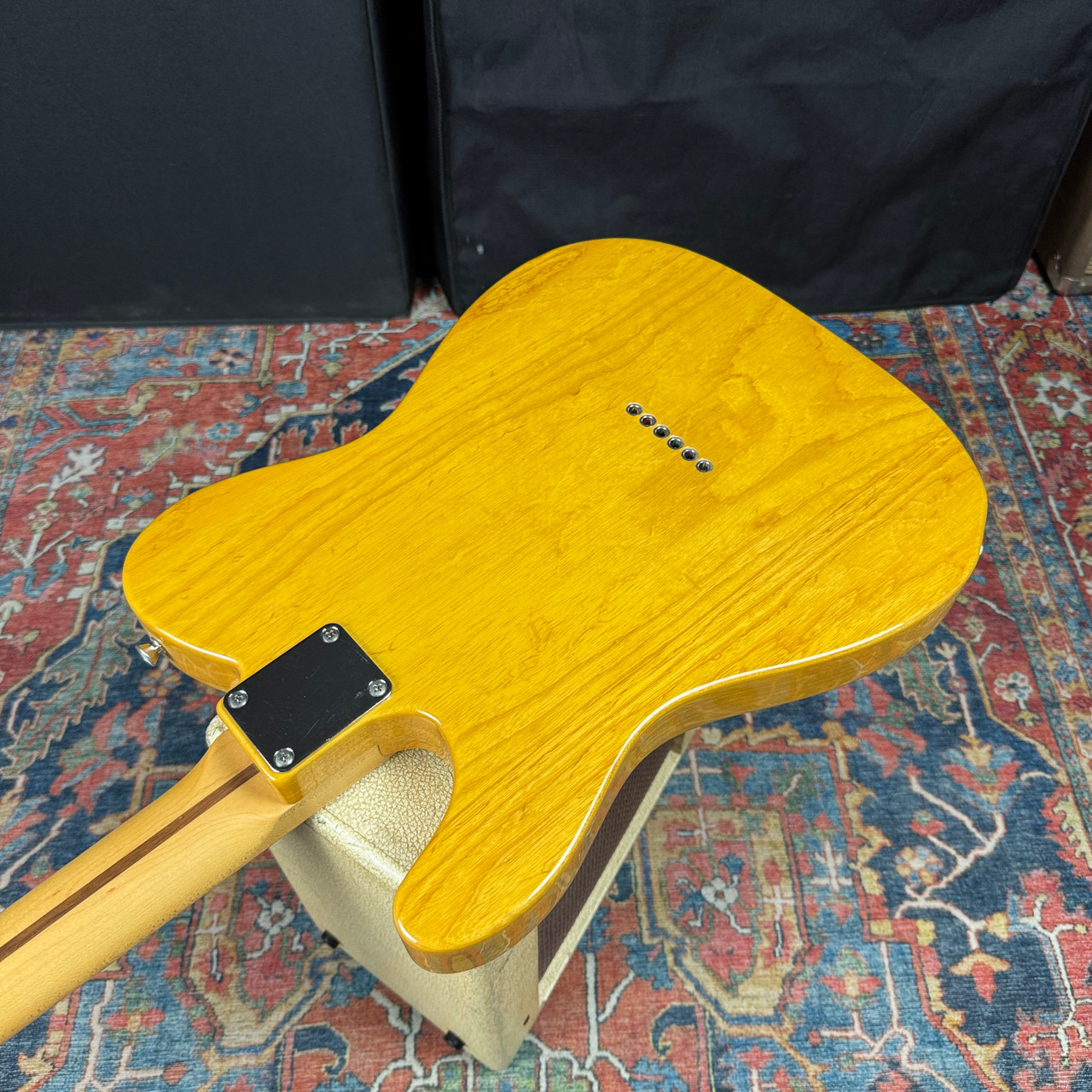 Video* Fender Hybrid 50's Telecaster Butterscotch Blonde Ash - 2020