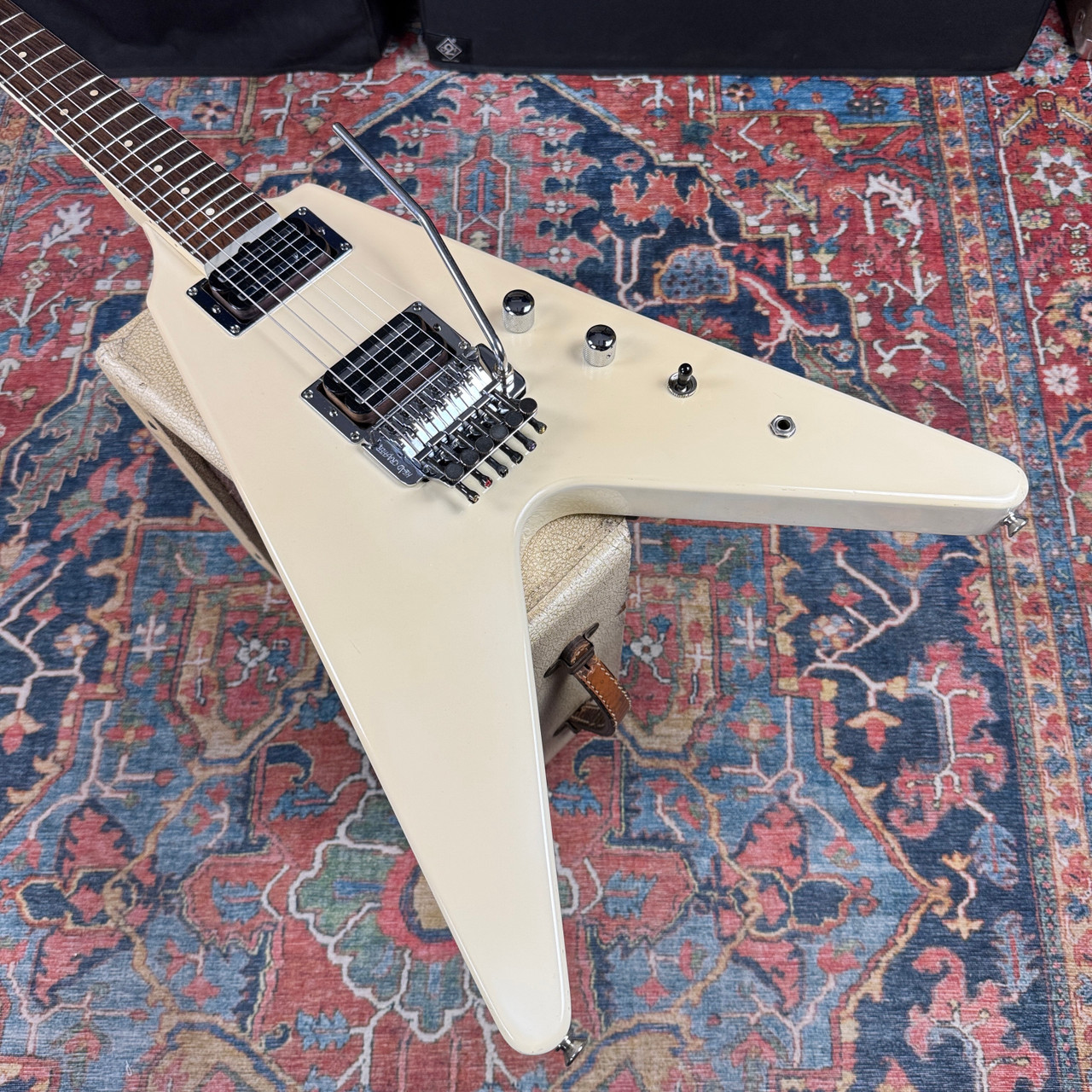 Fernandes Flying V Model BSV-70 Short Scale Heavy Metal Version - 1985