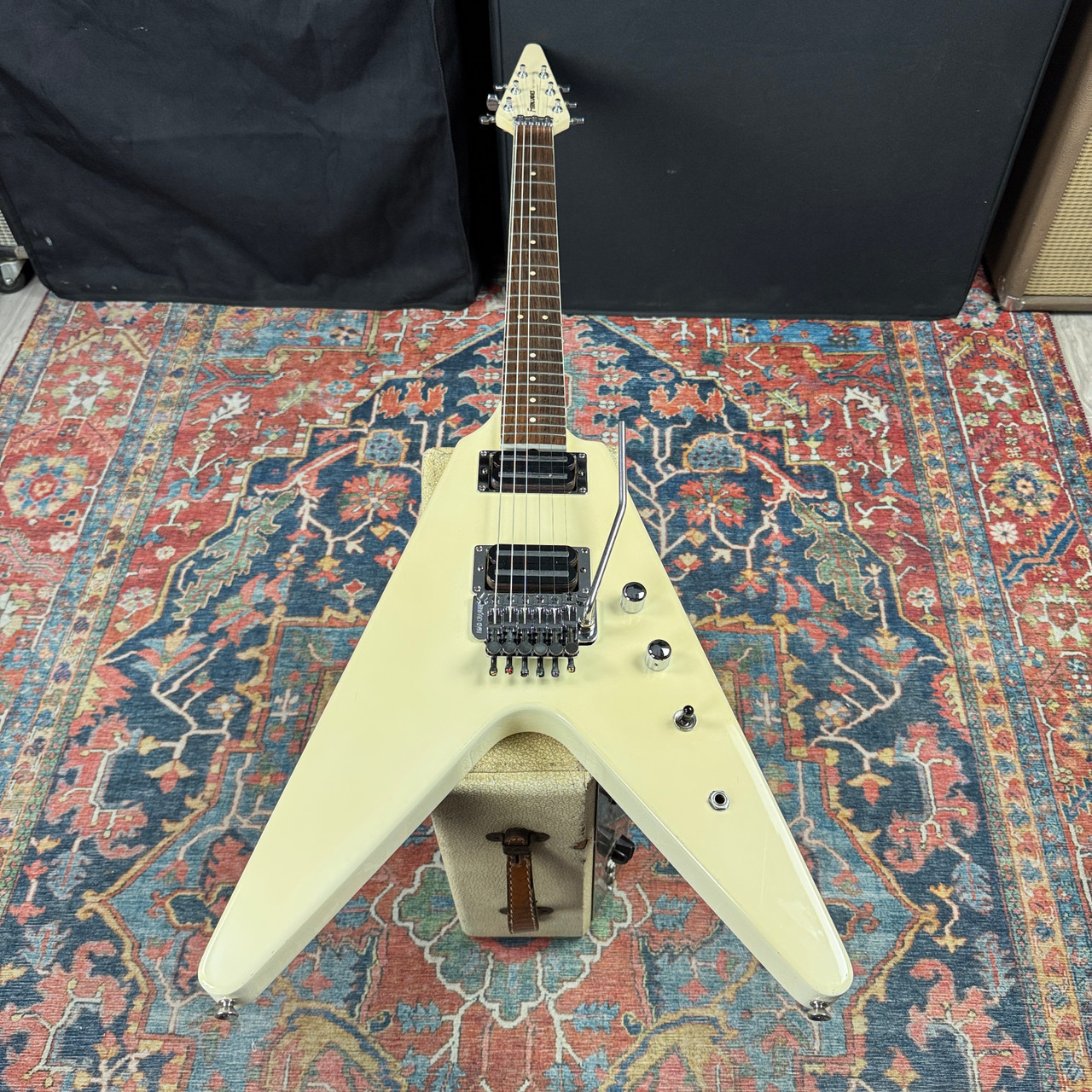Fernandes Flying V Model BSV-70 Short Scale Heavy Metal Version - 1985