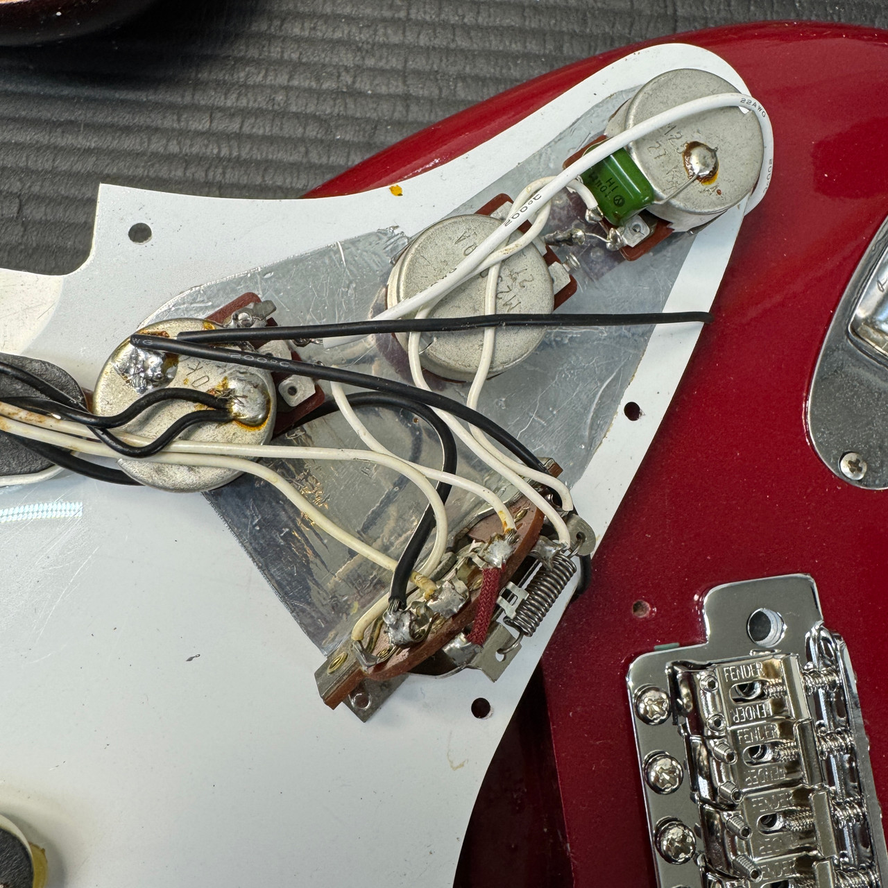VIDEO* 1982 Fender JV Stratocaster 1962 Reissue Model ST62-65