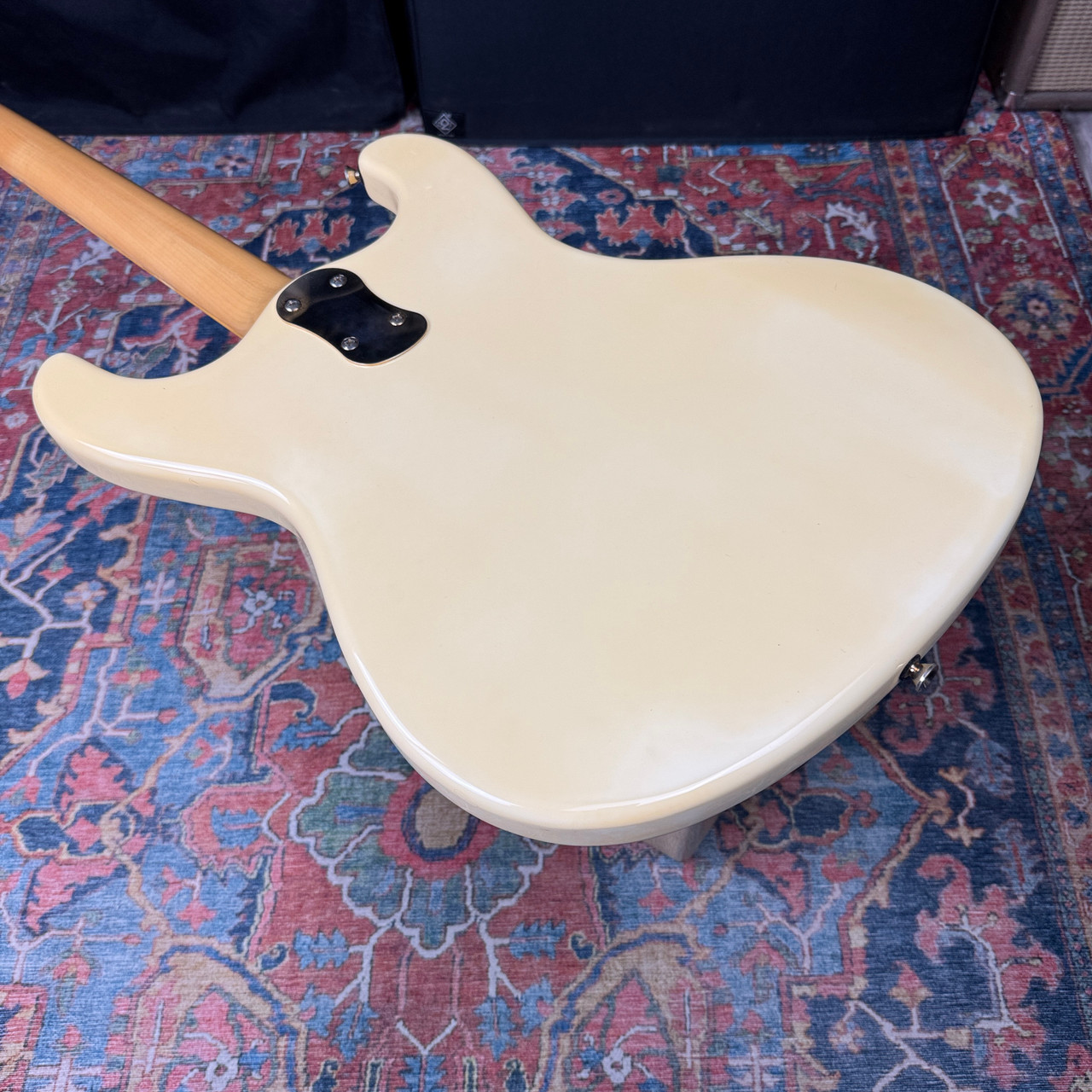 Video* Mosrite Super Custom '65 Gold Hardware 