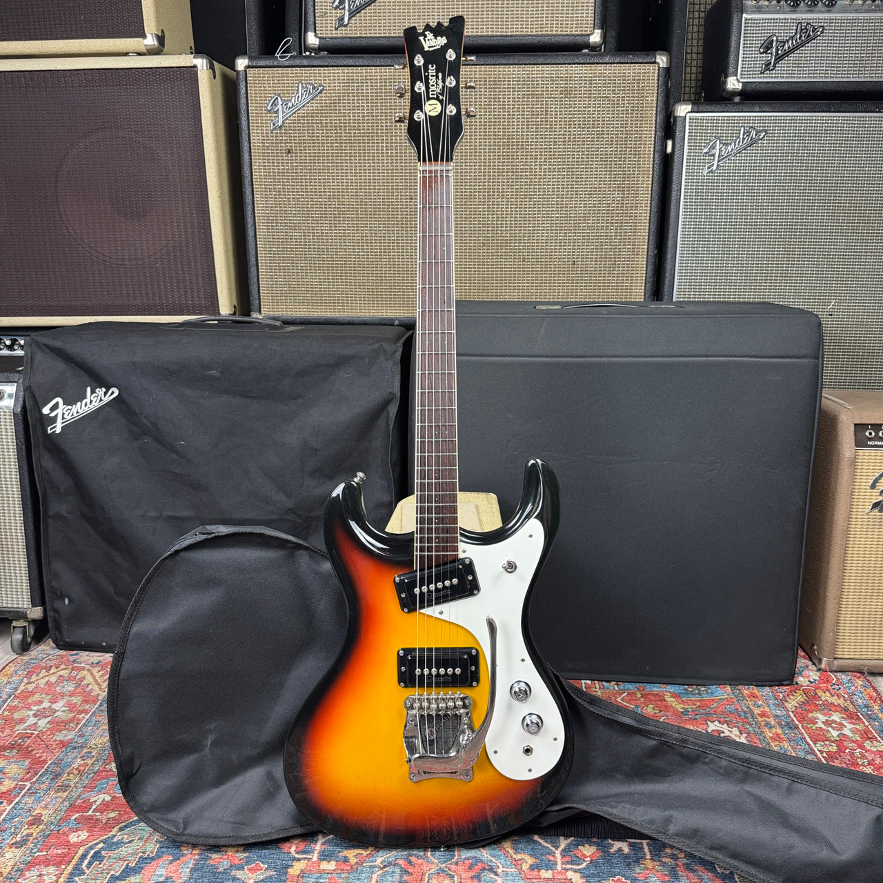 Mosrite Super Excellent '65 MKI Kurukumo 3 Tone Sunburst MIJ - 1990's