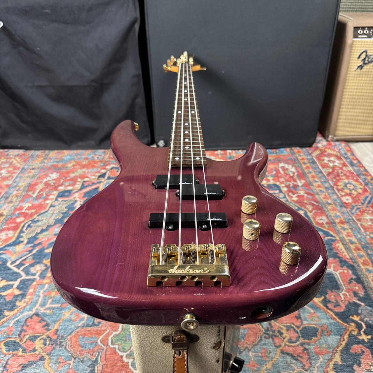 Charvel CSB-070 Medium Scale Ash 32