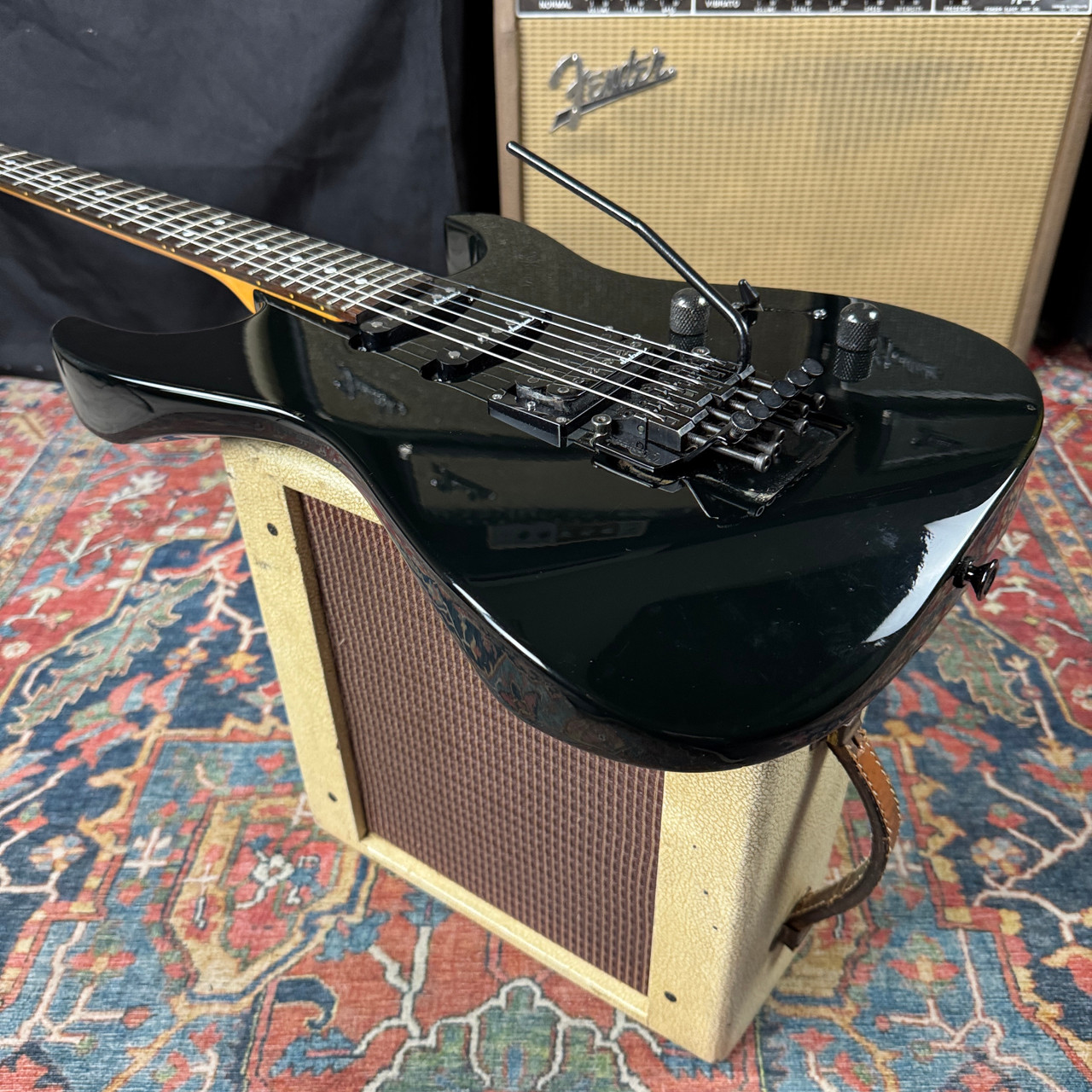 Video* Charvel Dinky Model DK-065 SSH Super Strat Floyd Rose MIJ