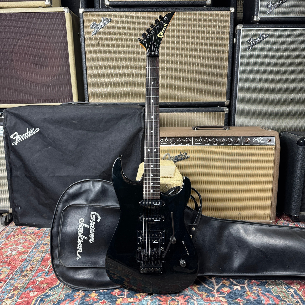 Video* Charvel Dinky Model DK-065 SSH Super Strat Floyd Rose MIJ