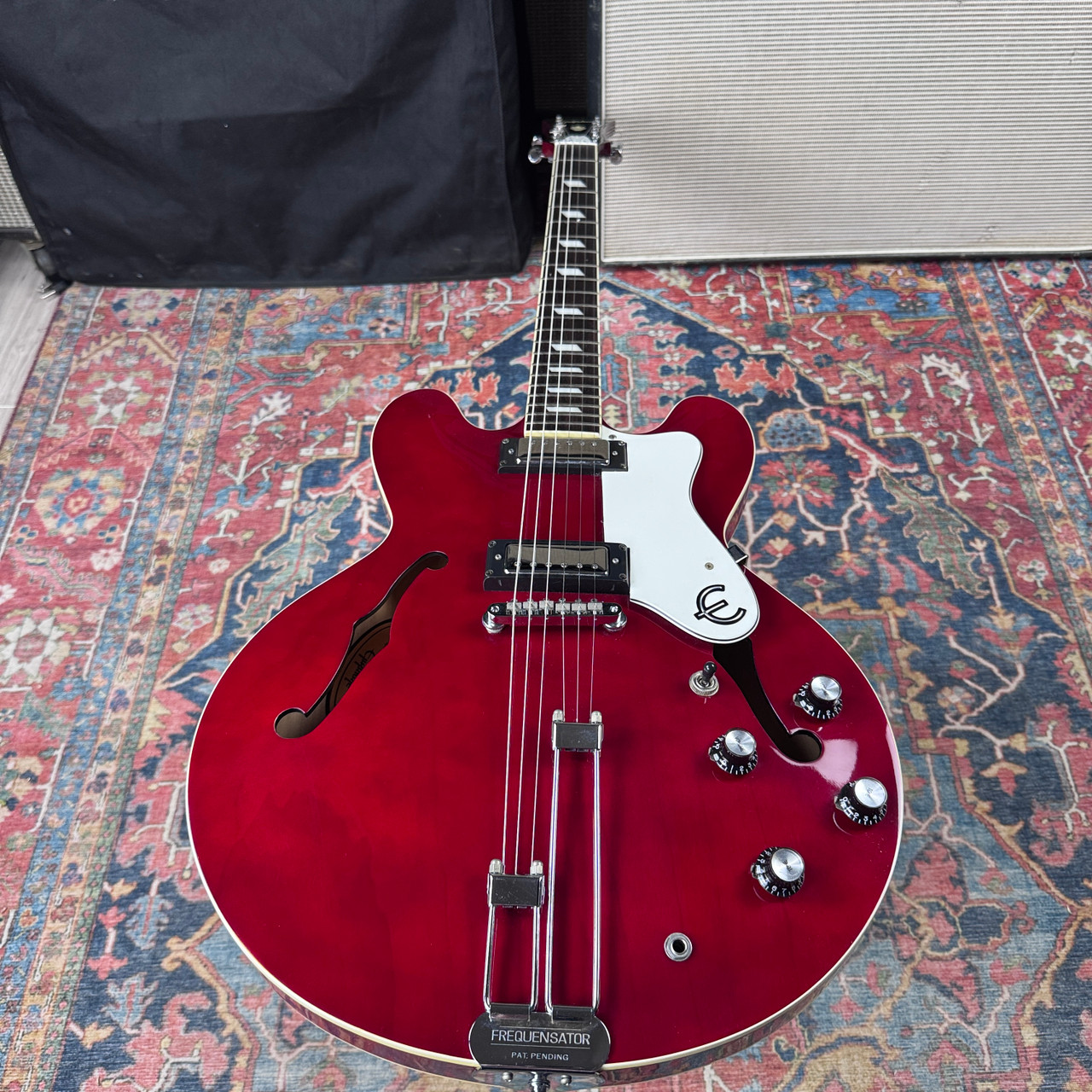 【極美品】Epiphone Riviera II Cherry Epiphone Riviera Reissue Cherry Mini Humbuckers Peerless - 2001