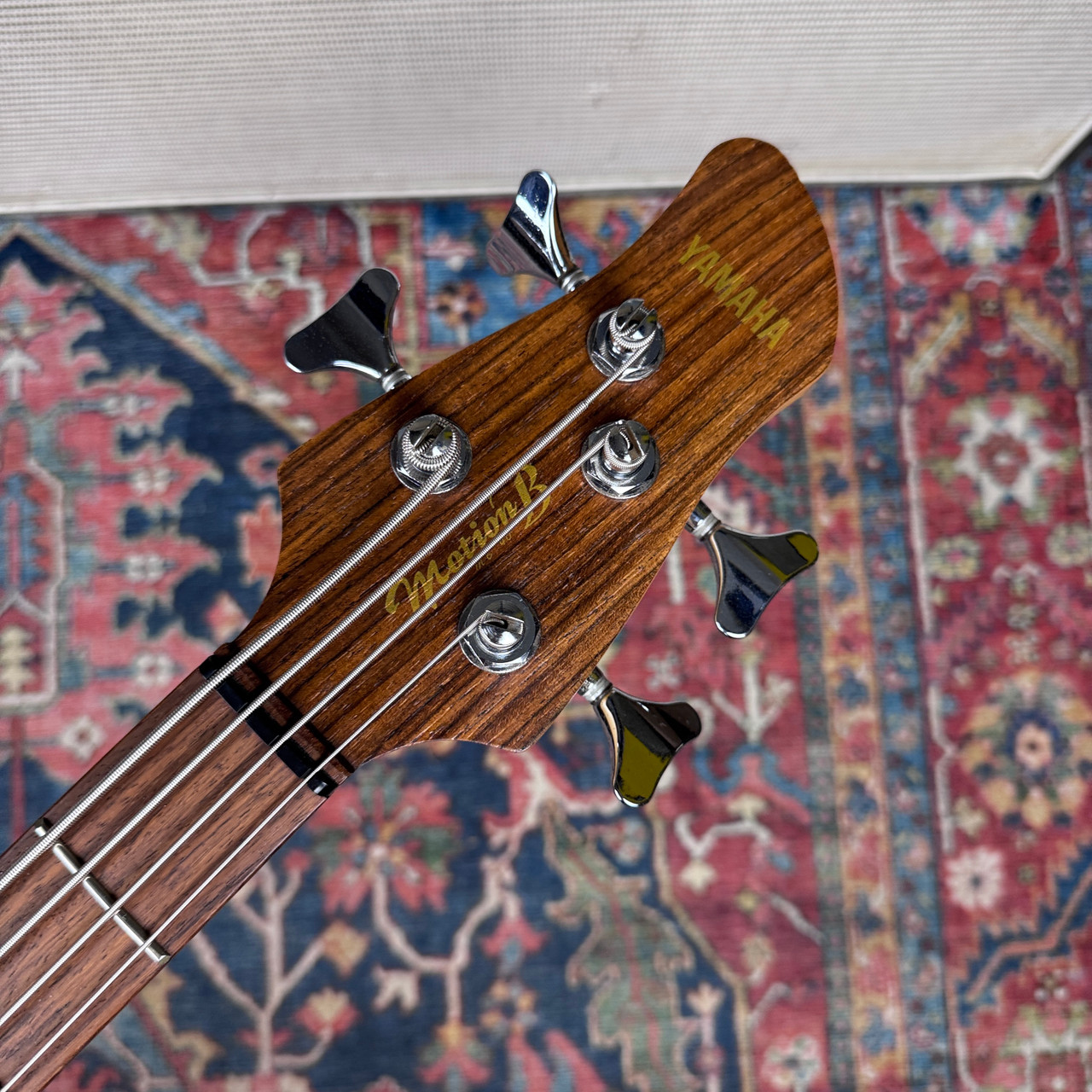 Yamaha MB-40 Motion Bass Short Scale *6.67 lbs* Natural - 1998