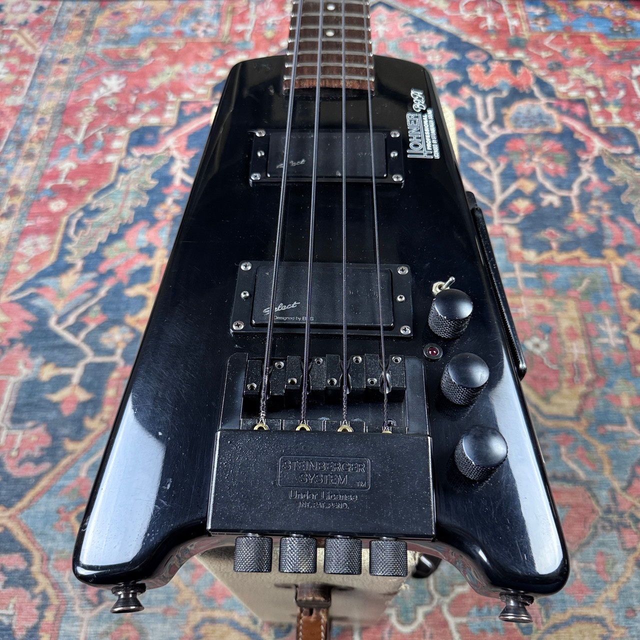 Hohner B2A Steinberger Licensed Active Electronic Headless Bass