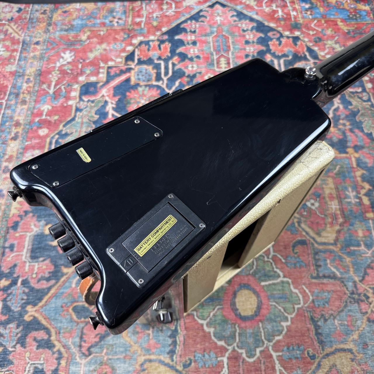 Hohner B2A Steinberger Licensed Active Electronic Headless Bass