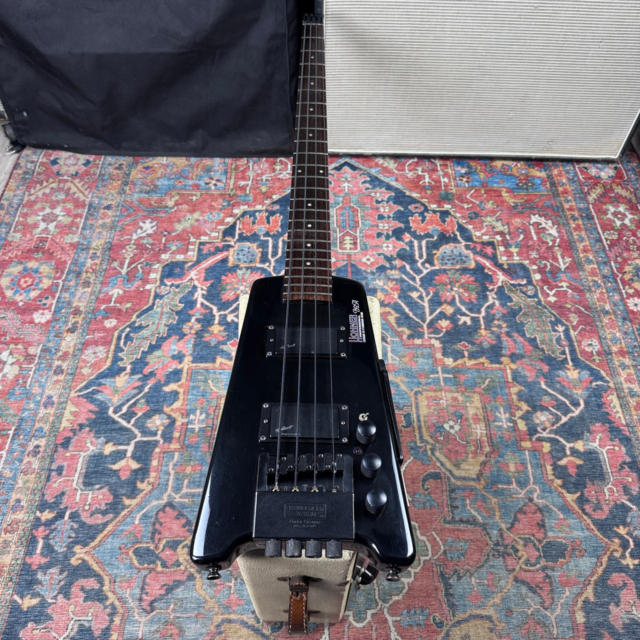 Hohner B2A Steinberger Licensed Active Electronic Headless Bass