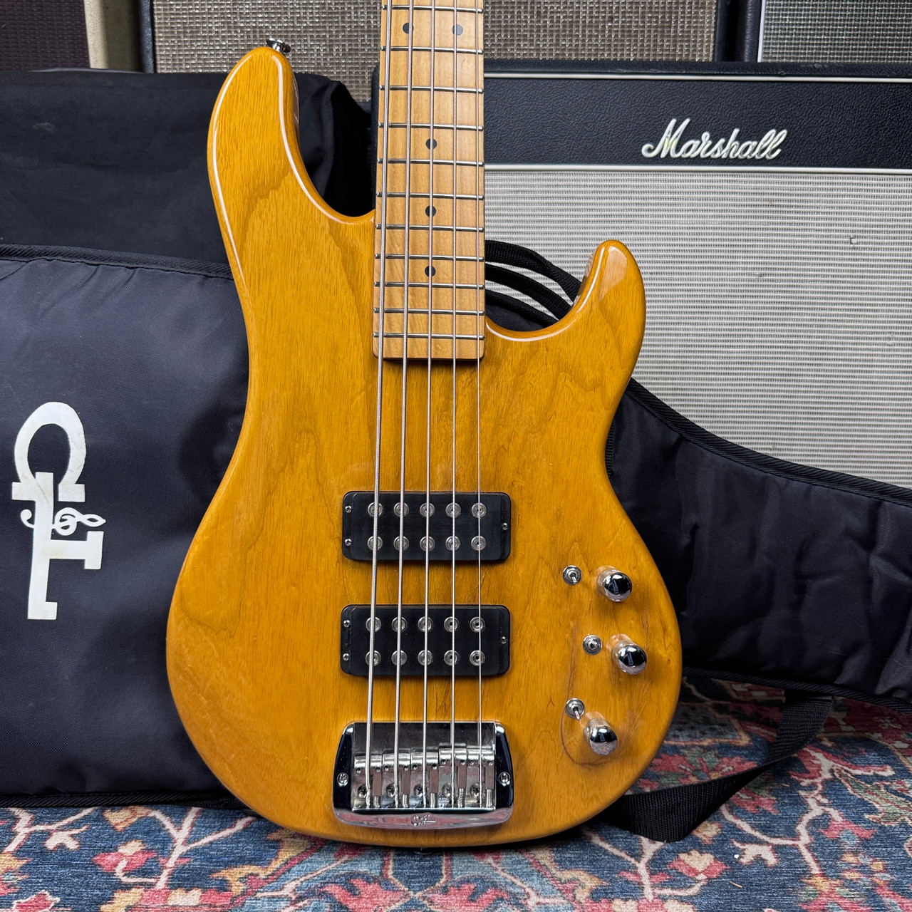 G&L 5-String Bass Model L-2500 USA Pickups Made in Japan Fujigen