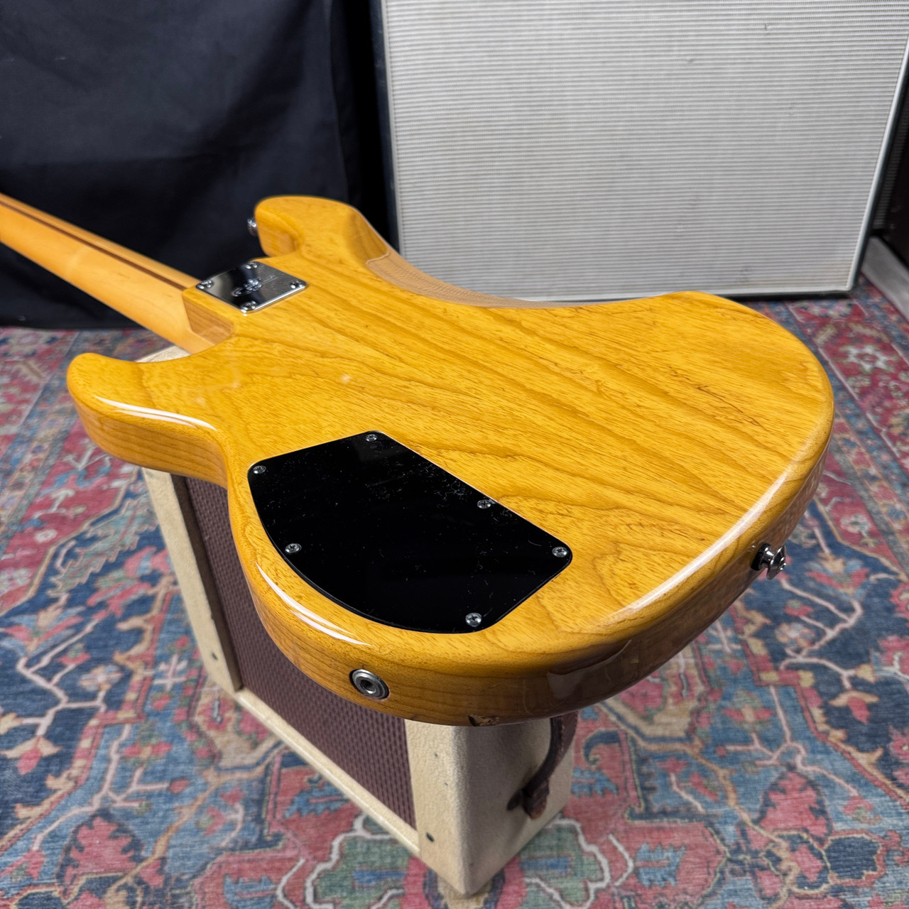 G&L 5-String Bass Model L-2500 USA Pickups Made in Japan Fujigen
