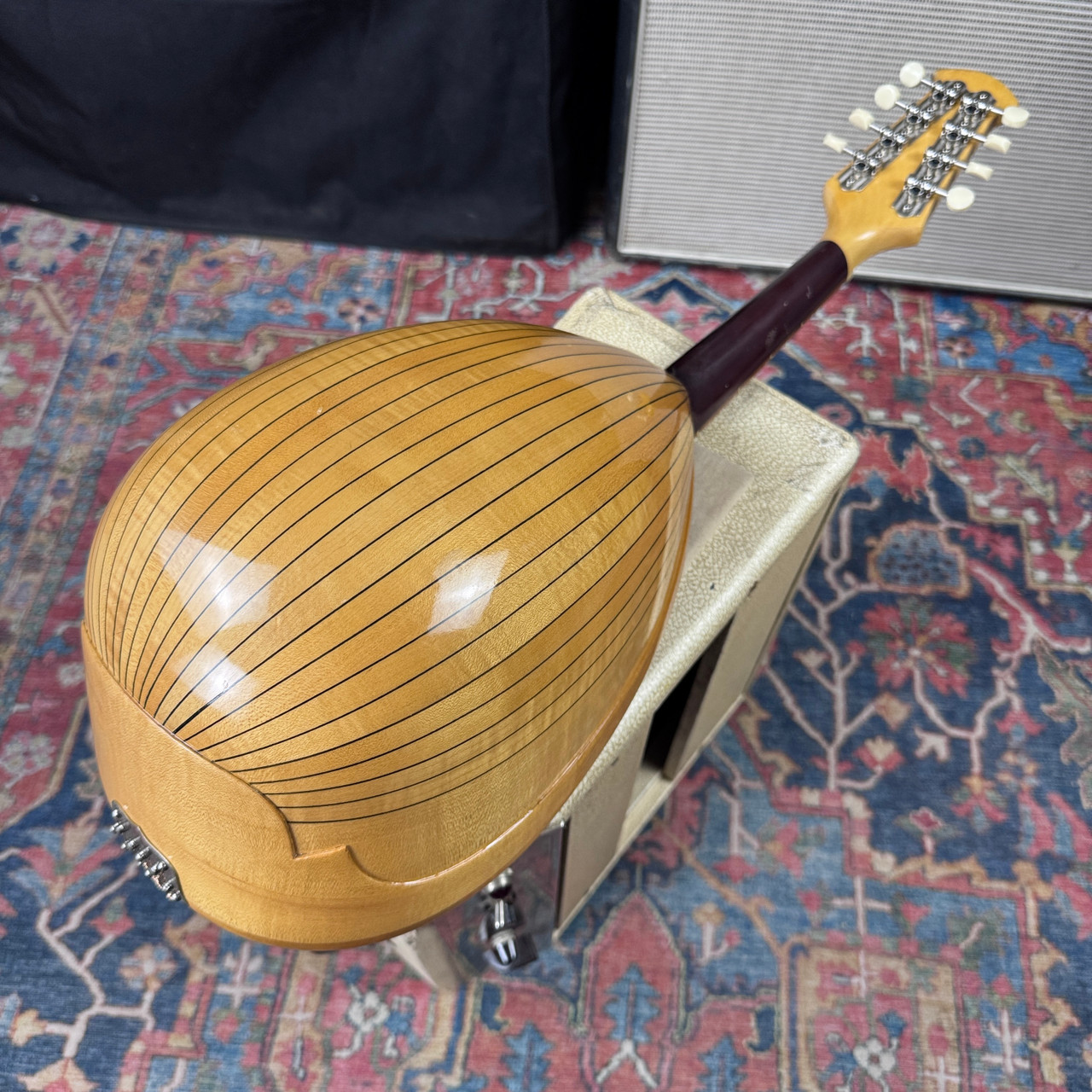 1966 Suzuki No. 226 Bowl Back Mandolin w/Hard Case