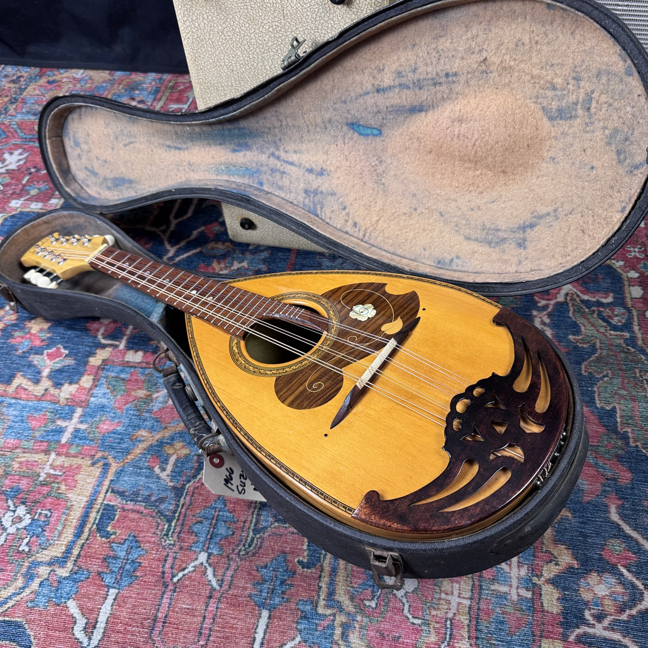 1966 Suzuki No. 226 Bowl Back Mandolin w/Hard Case