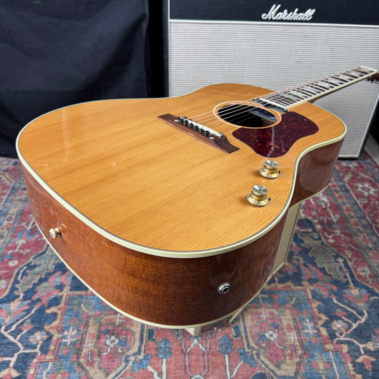 Gibson John Lennon J-160E Peace Model w/COA Candy & OHSC - 2006