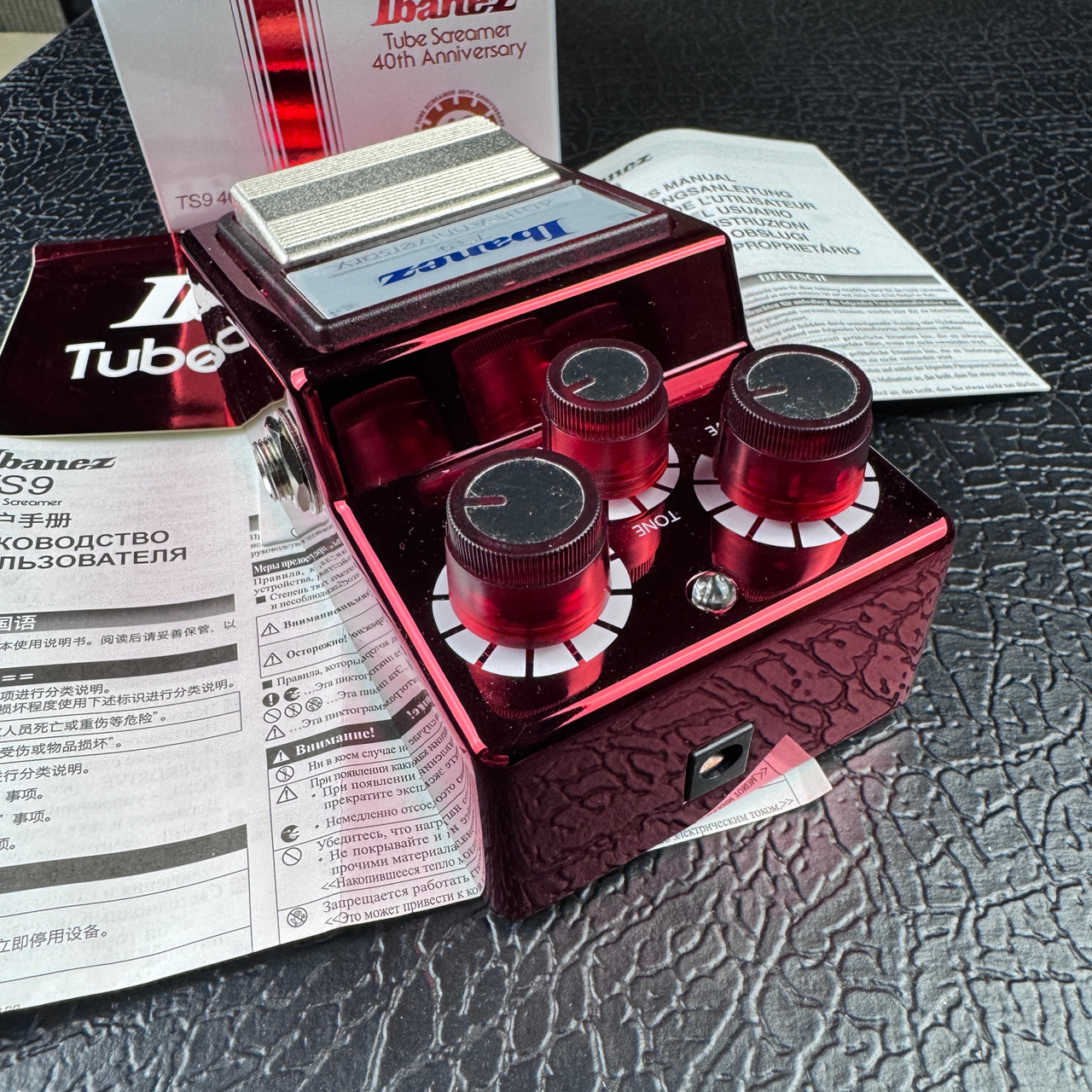 Ibanez Tube Screamer Limited Edition TS9 40th Anniversary Ruby Red