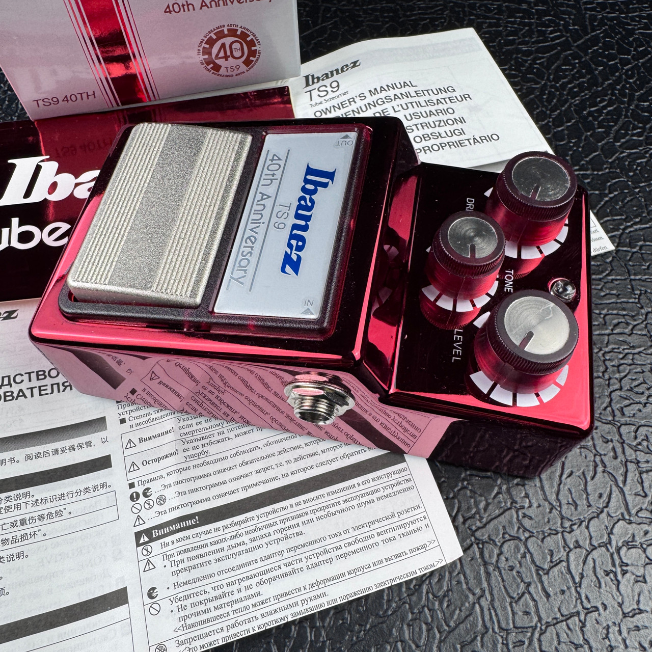 Ibanez Tube Screamer Limited Edition TS9 40th Anniversary Ruby Red